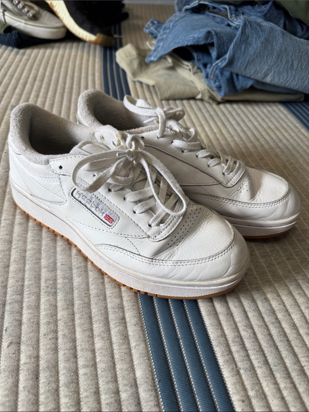 White Reebok Classic Shoes size 9.5 W